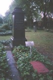 300px-Kirchhoff_Gustav_grave