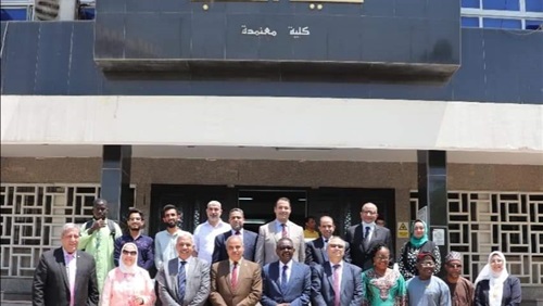 رئيس اتحاد الجامعات الإفريقية يشيد بمستوى التعليم الطبي بجامعة الأزهر