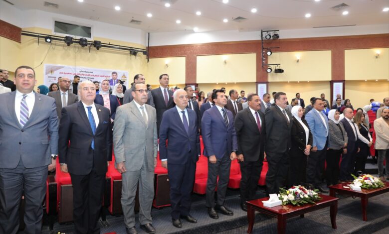 وزير التربية والتعليم يشارك في فعاليات النسخة الرابعة لأولمبياد المحافظات الحدودية